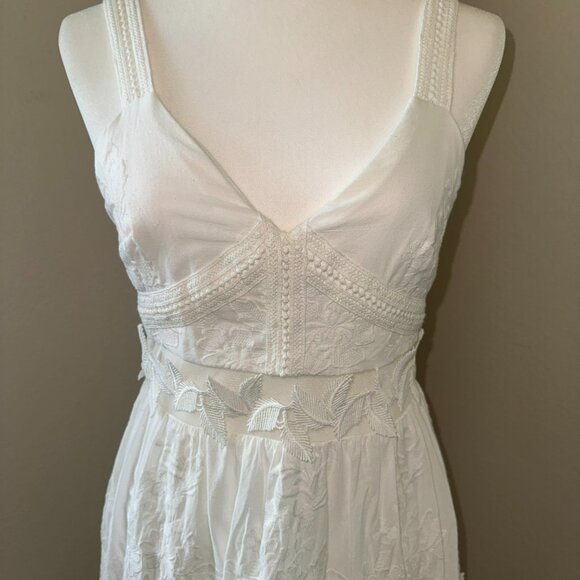 White Chelsea & Violet Sun Dress - Picture 3 of 16